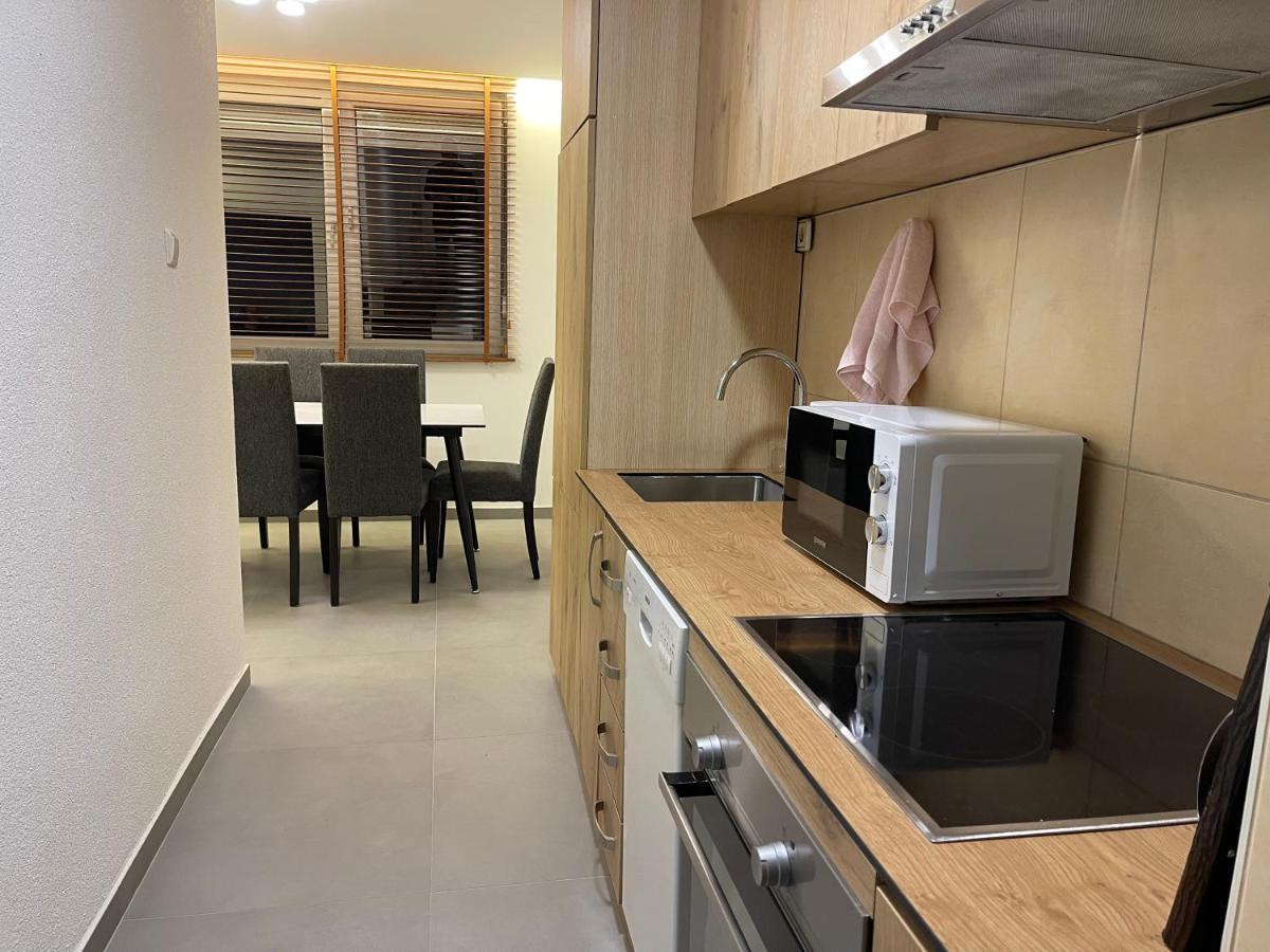 Idealapartments Llc 4 بريشتاين المظهر الخارجي الصورة
